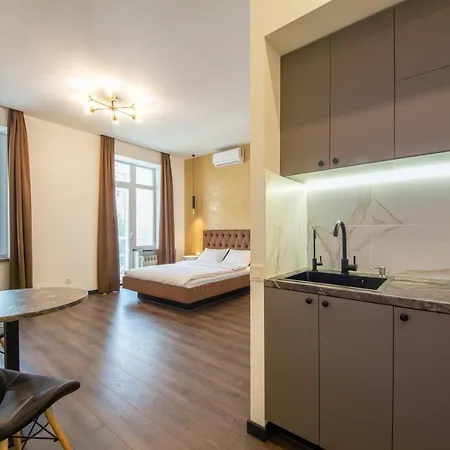 Apartments Near Parus Business Centre Kyiv Exterior photo