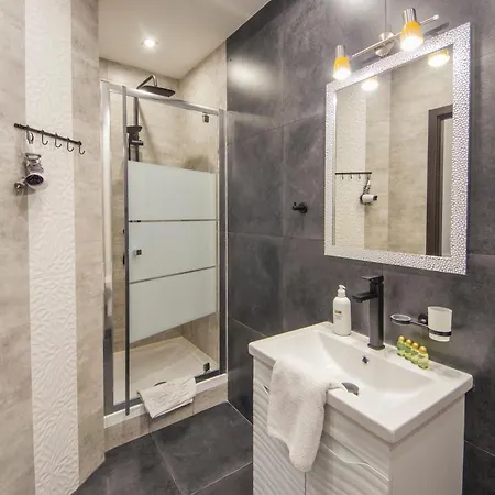 Apartments Near Parus Business Centre Kyiv Room photo