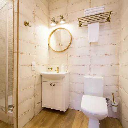 Apartments Near Parus Business Centre Kyiv Exterior photo