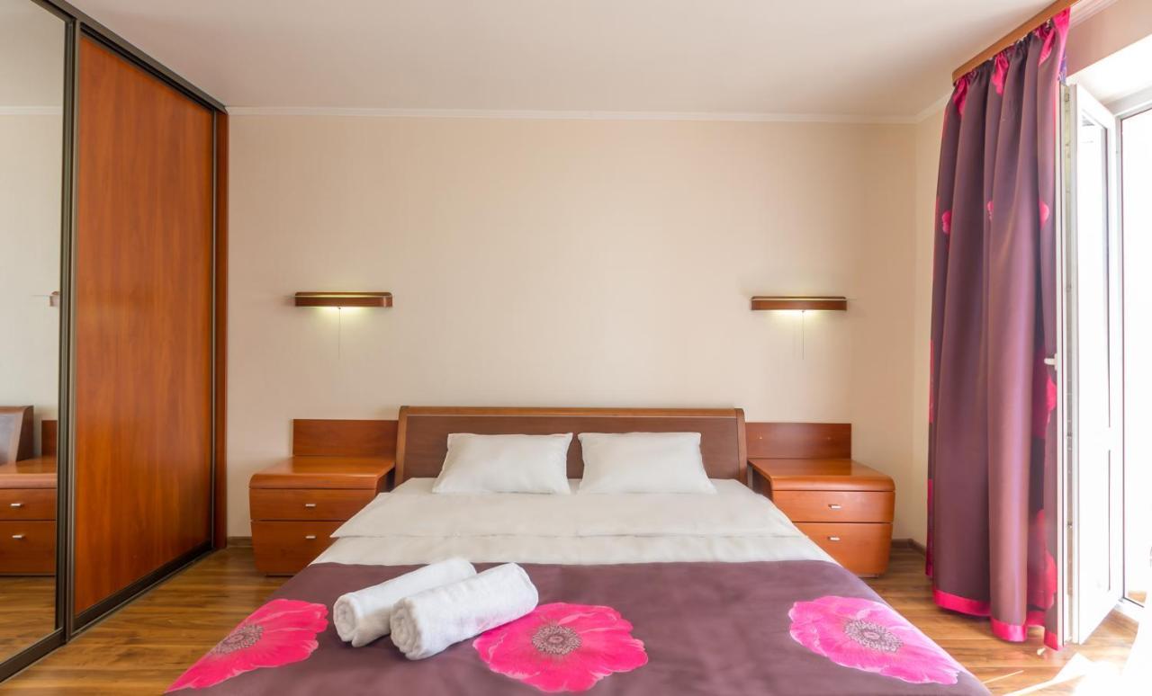 Near Parus Business Centre Apartment *