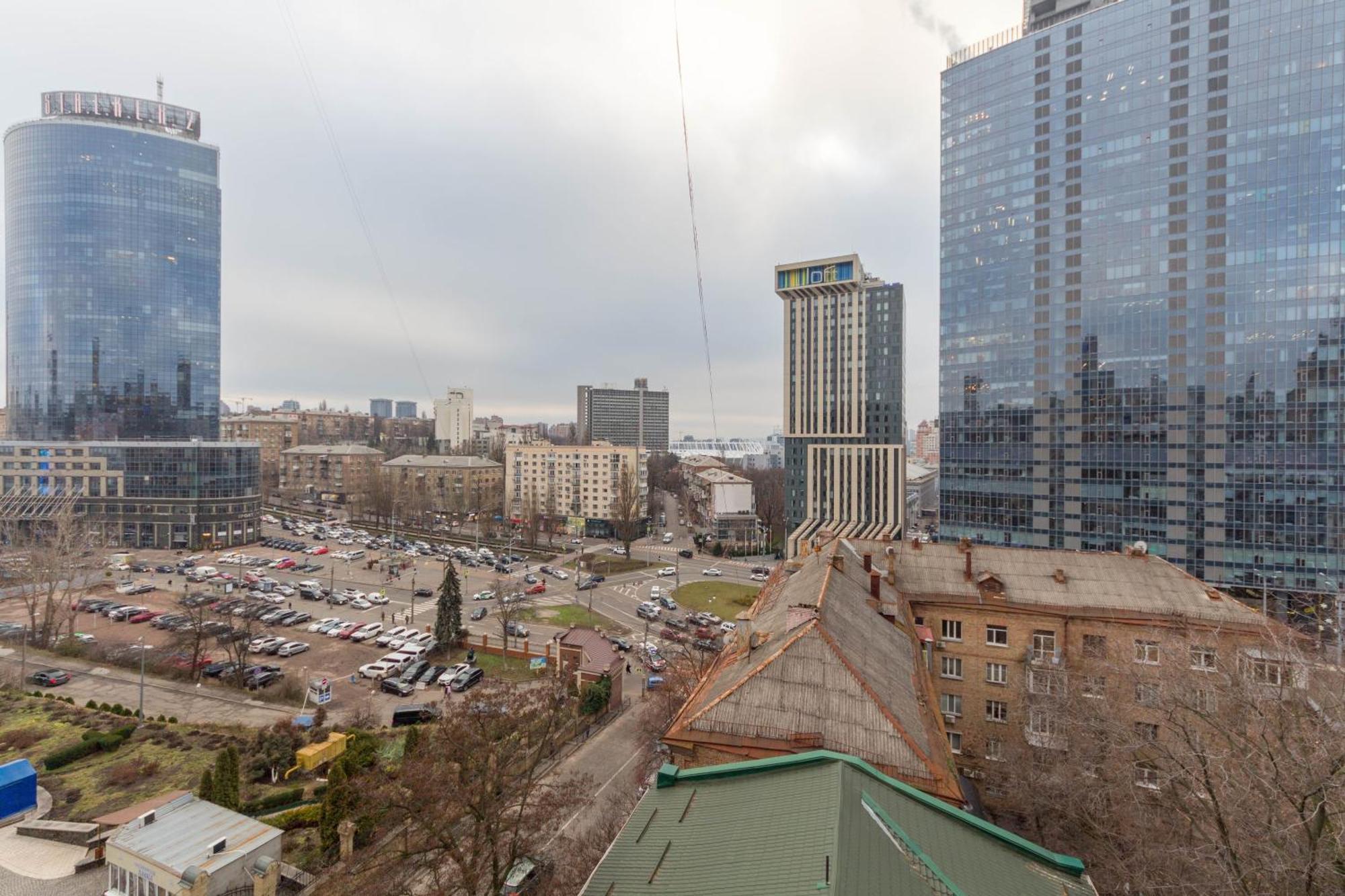 Near Parus Business Centre Apartment