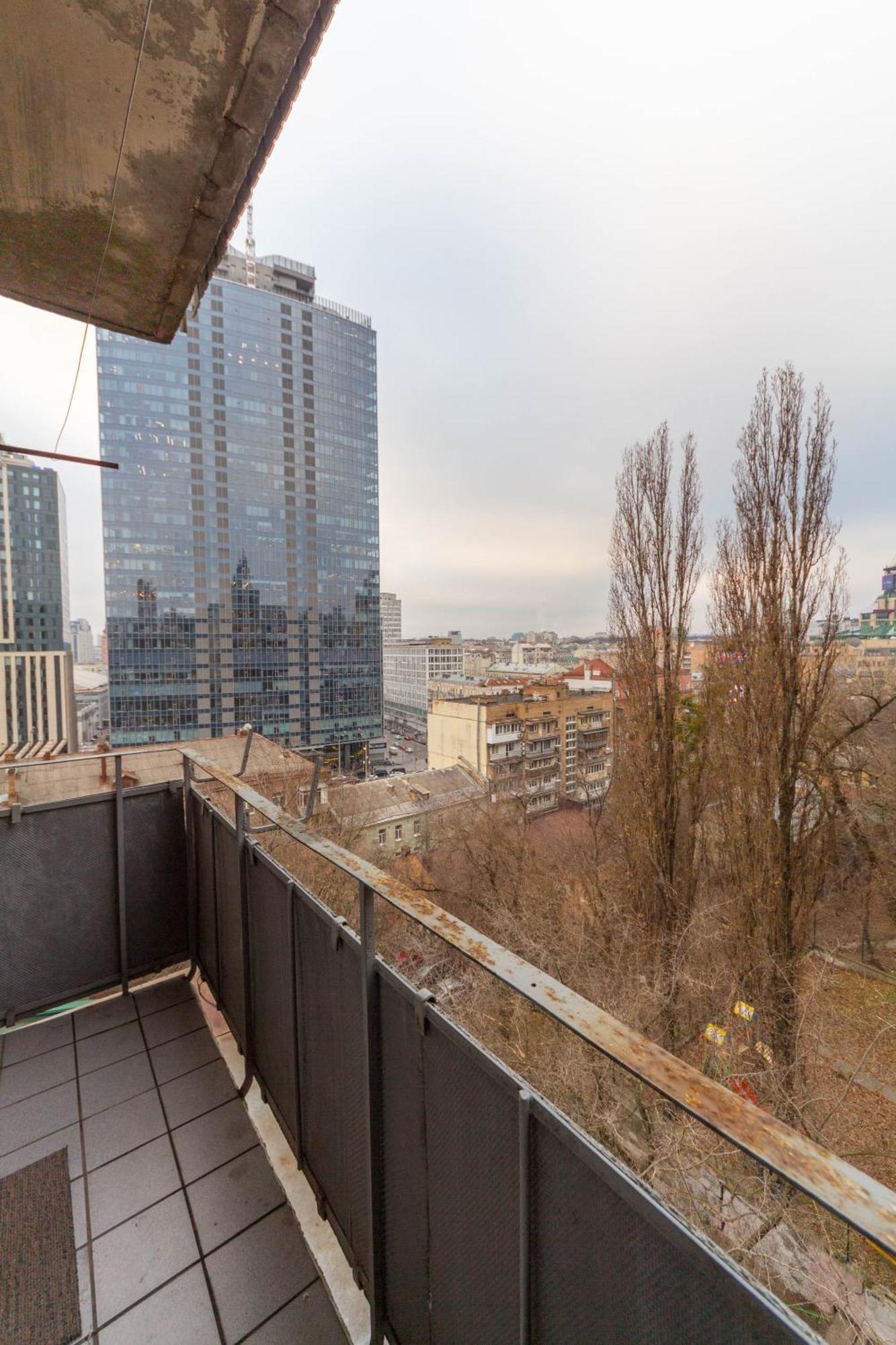 Near Parus Business Centre Apartment