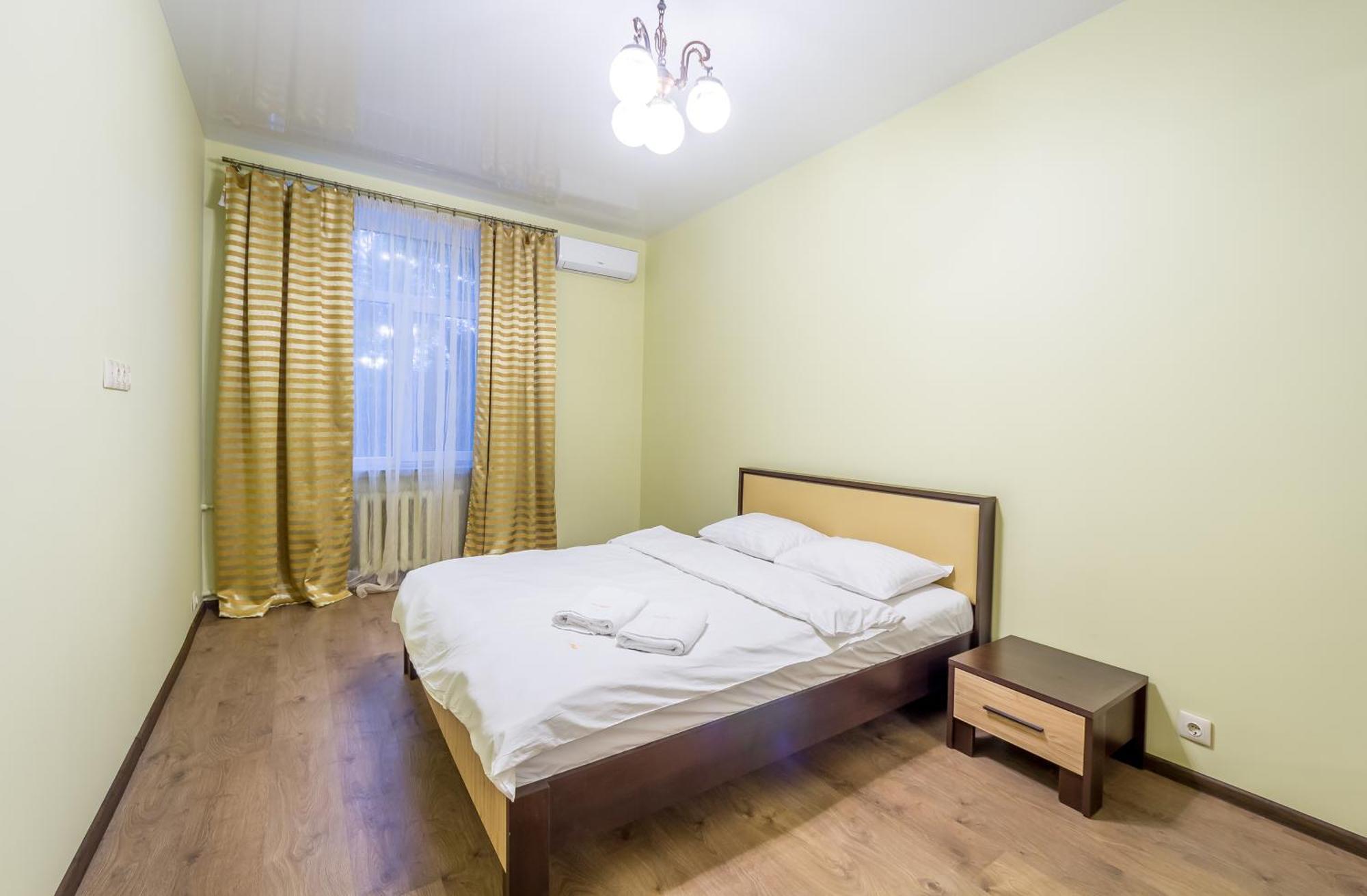 Near Parus Business Centre * Kyiv